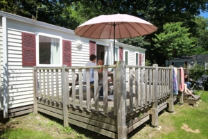 Nantes Camping - Hébergement - Cottage Belem - Terrasse