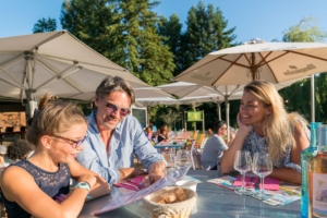 Nantes camping - Le Restaurant - Les Terrasses du Petit Port - Terrasse